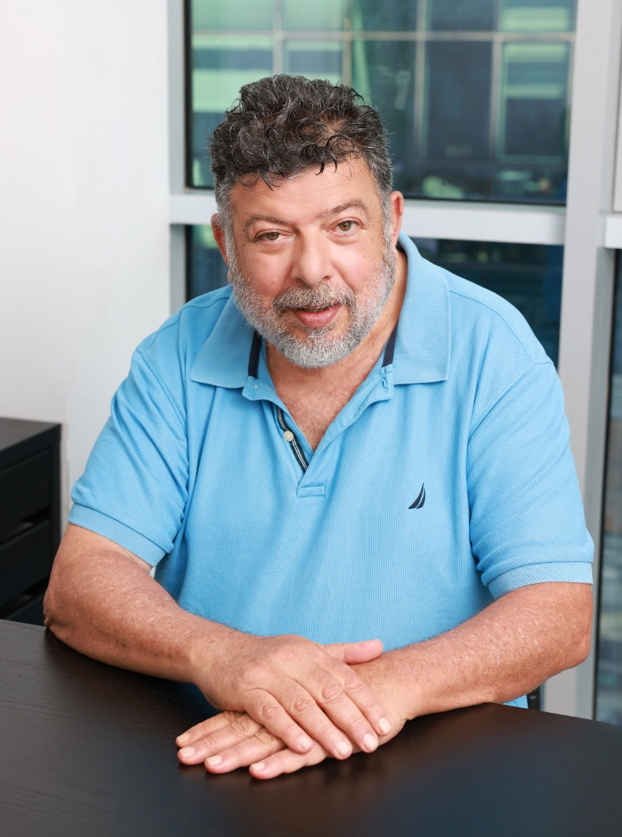 עוזי קוליה — מנכ"ל ומייסד החברה בשיא פיננסים